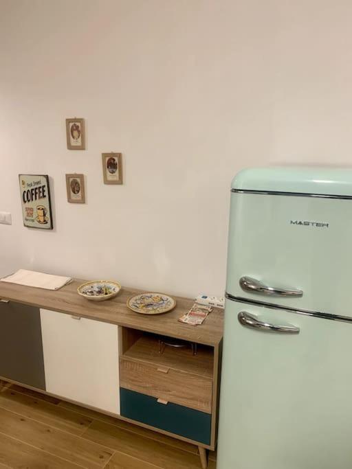 Appartamento Con Terrazzo Sui Tetti Milanesi Esterno foto